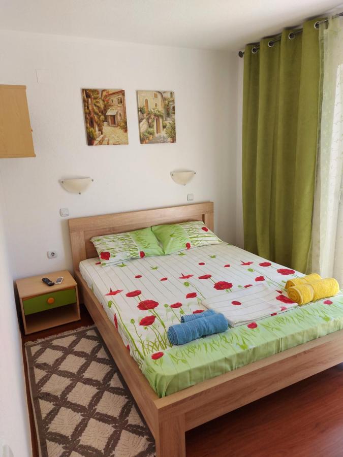 Villa Lyudmila Utjeha-Bušat Extérieur photo
