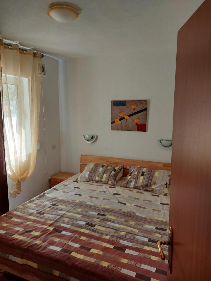 Villa Lyudmila Utjeha-Bušat Extérieur photo
